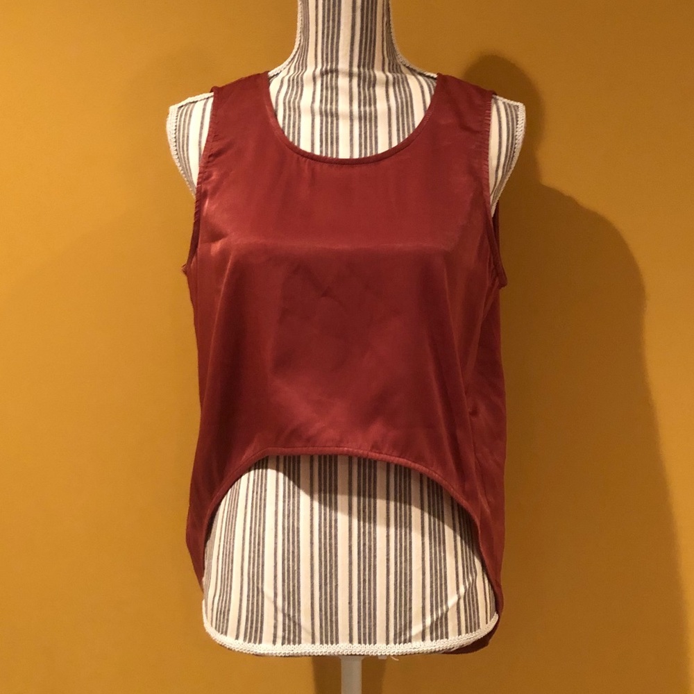 Native Youth High Low Button Back Tank - Picture 5 of 8